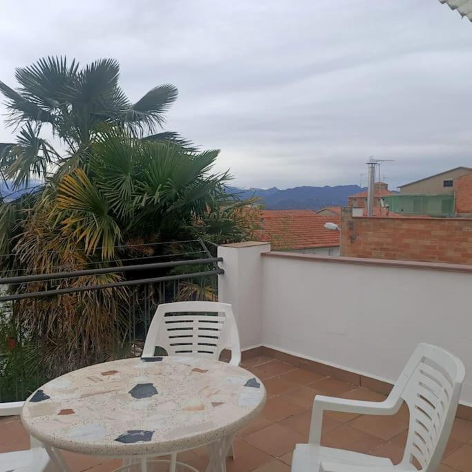 Roc De La Mel Apartamento Caserras Exterior foto
